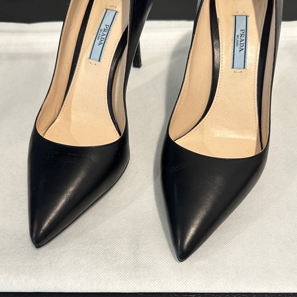 Prada Black Pointed Toe Pump Heel 38 - Picture 3 of 10